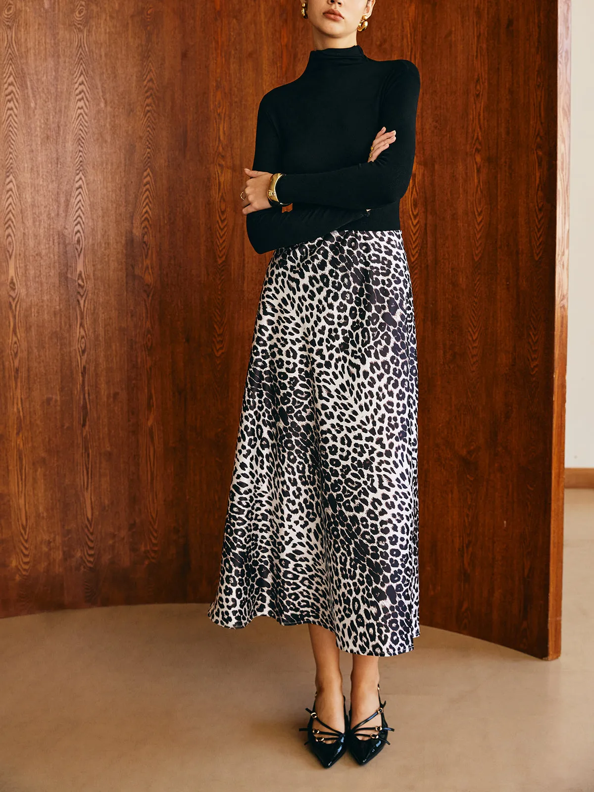 Leopard Printed Midi Skirt