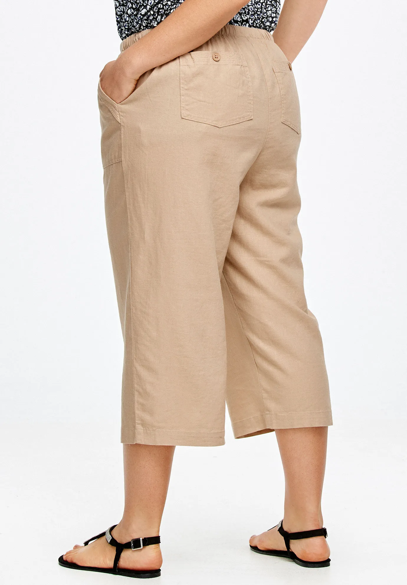 Linen-Blend Drawstring Capris