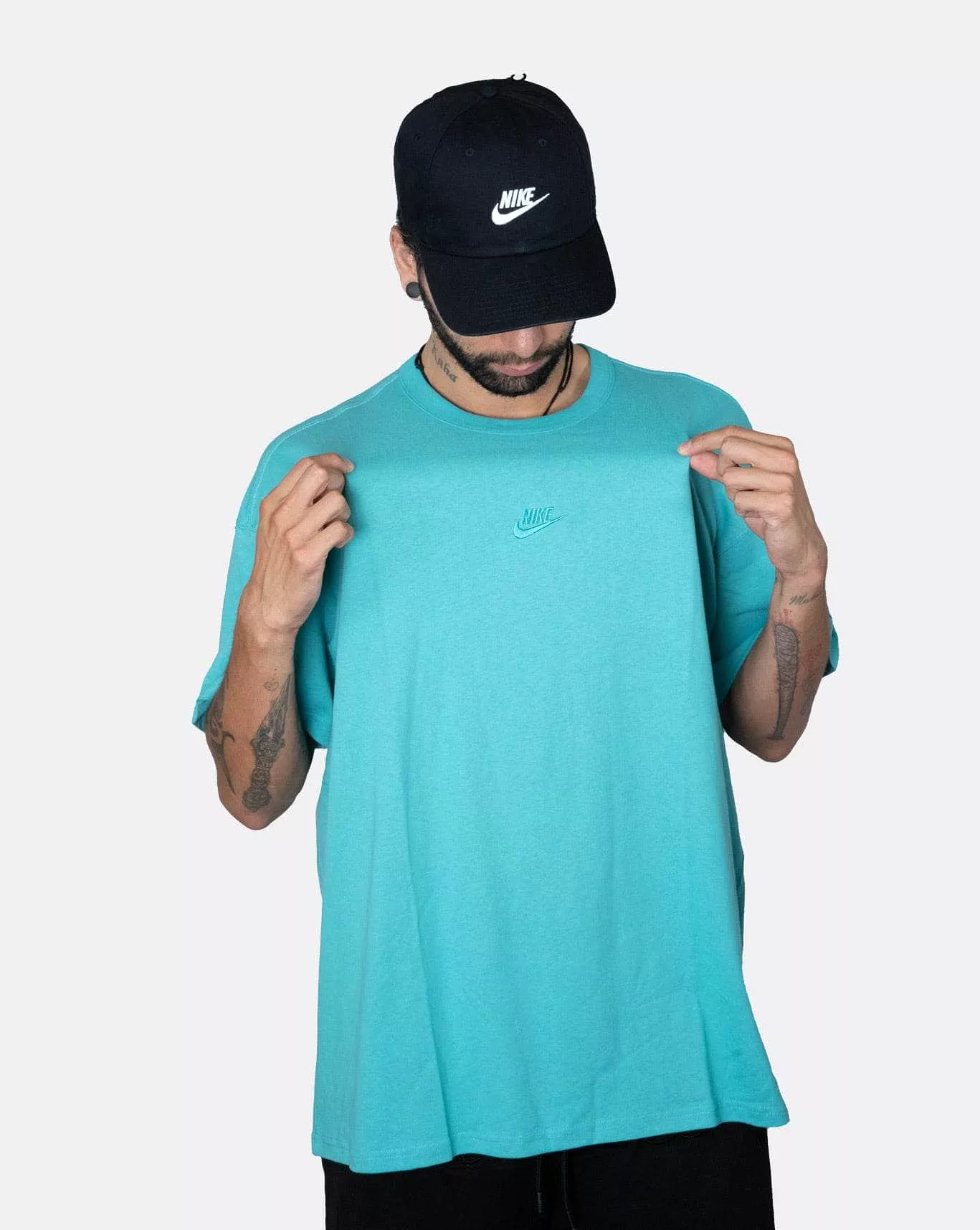 Nike Premium Essential Sust Tee