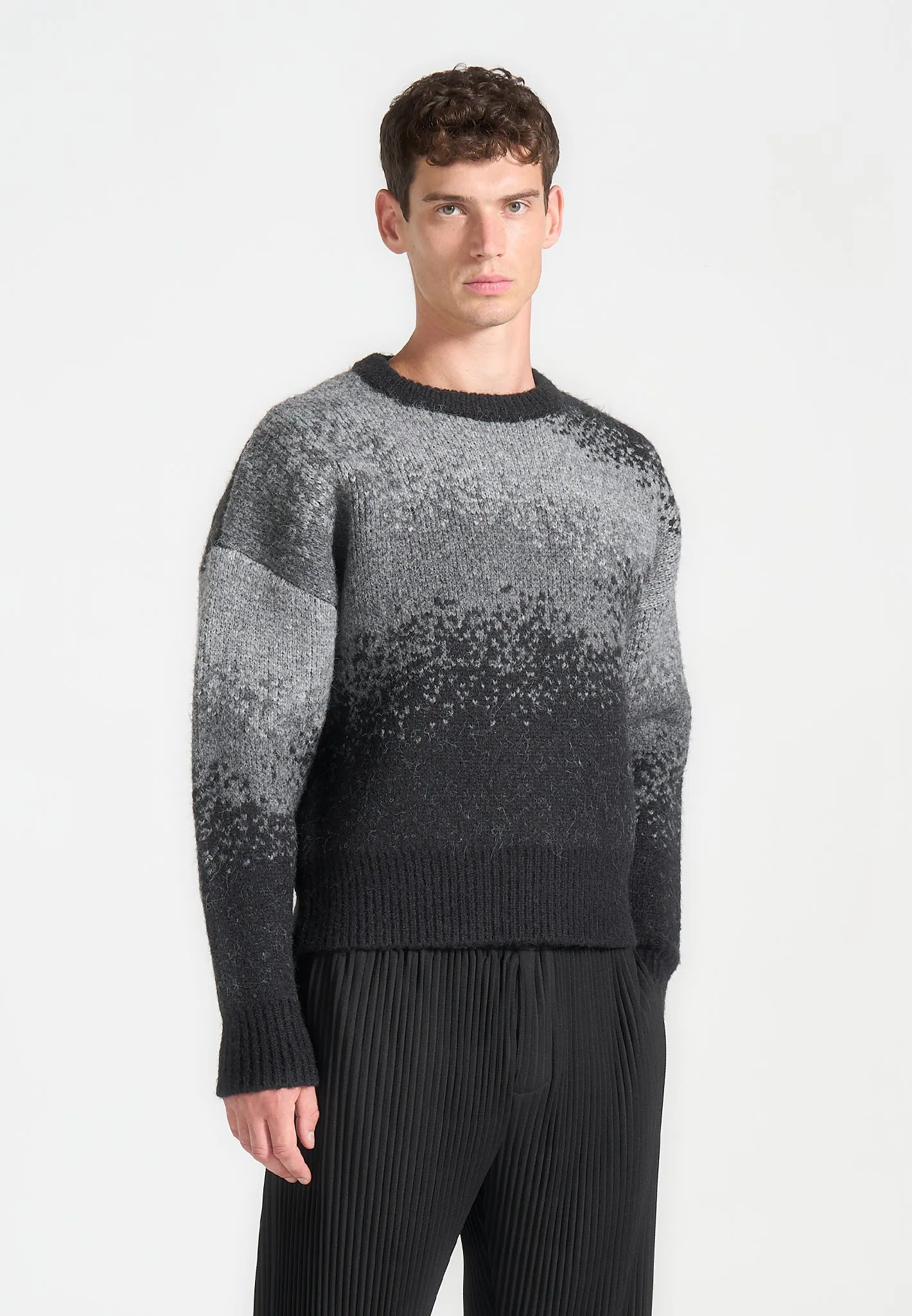 Ombré Knit Crewneck Sweater - Grey