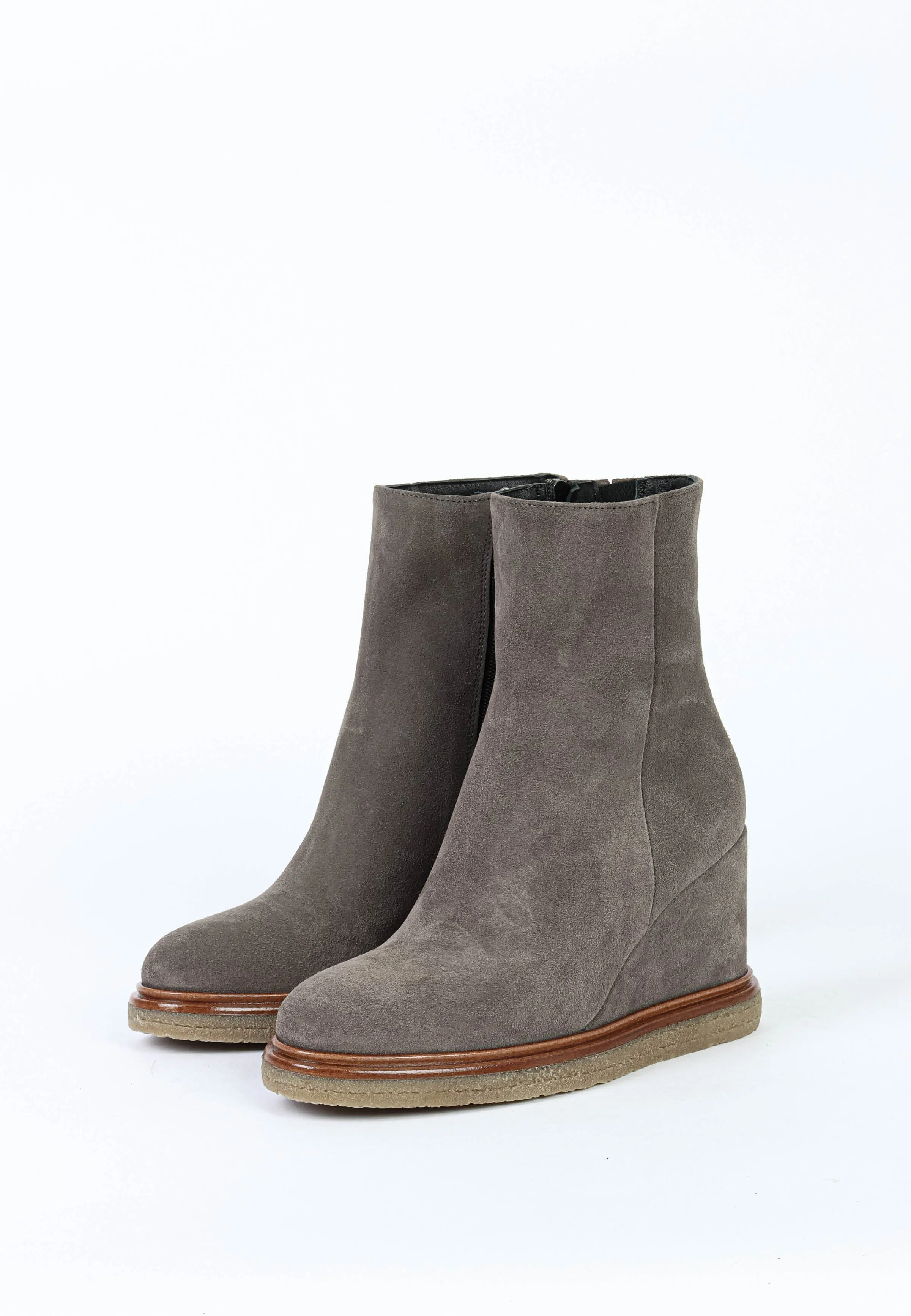 Payton Heeled Suede Boot Mud