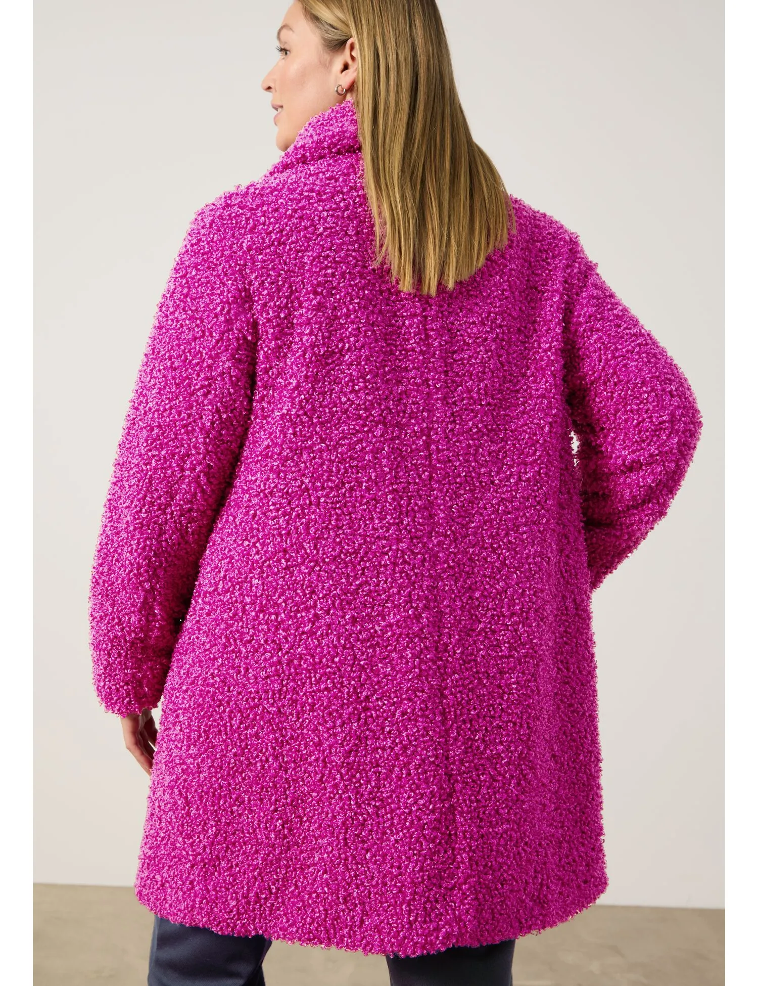 Plush coat made of faux fur