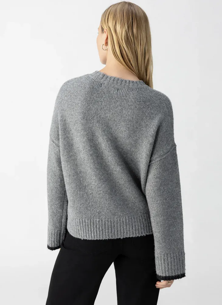 UPTOWN GIRL SWEATER