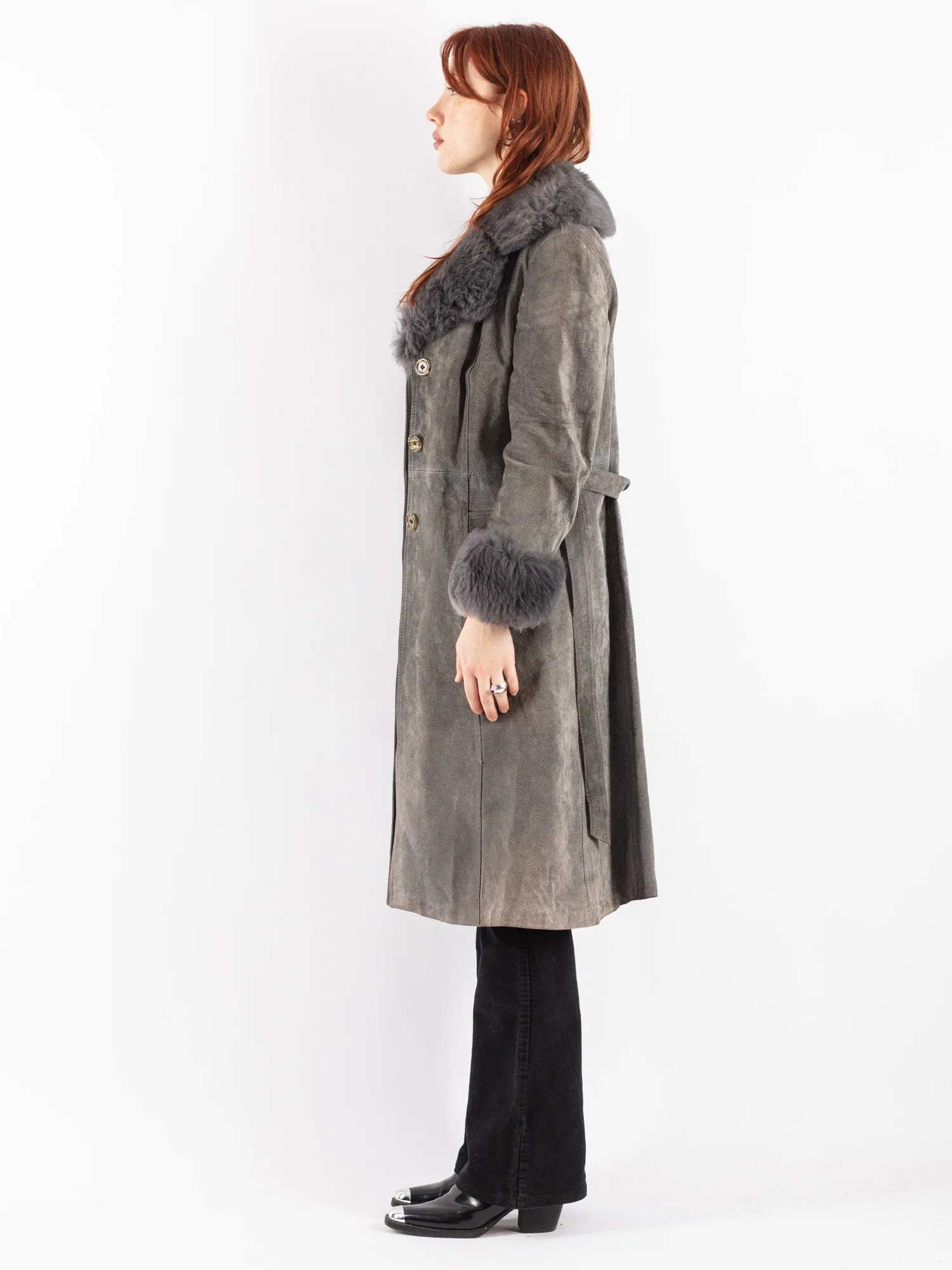 Vintage 70's Women Belted Suede Coat in Gray