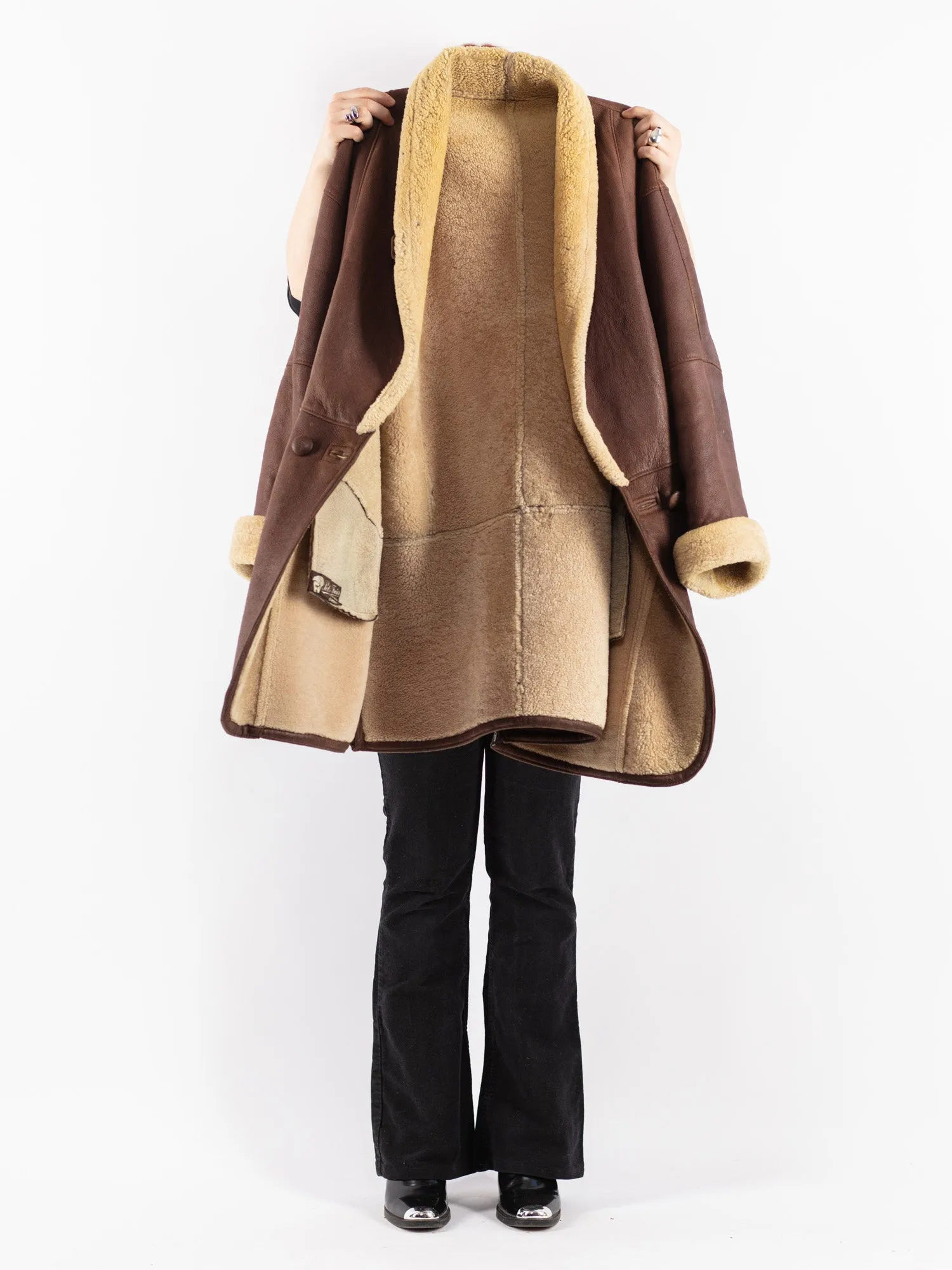 Vintage 80's Women Oversized Sheepskin Coat in Brown