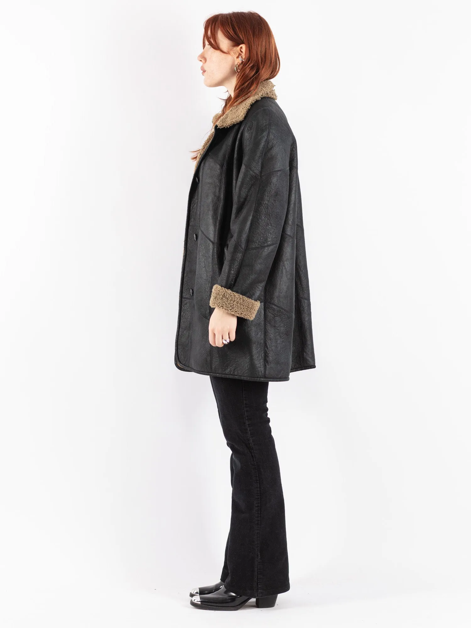 Vintage 80's Women Sheepskin Coat in Black