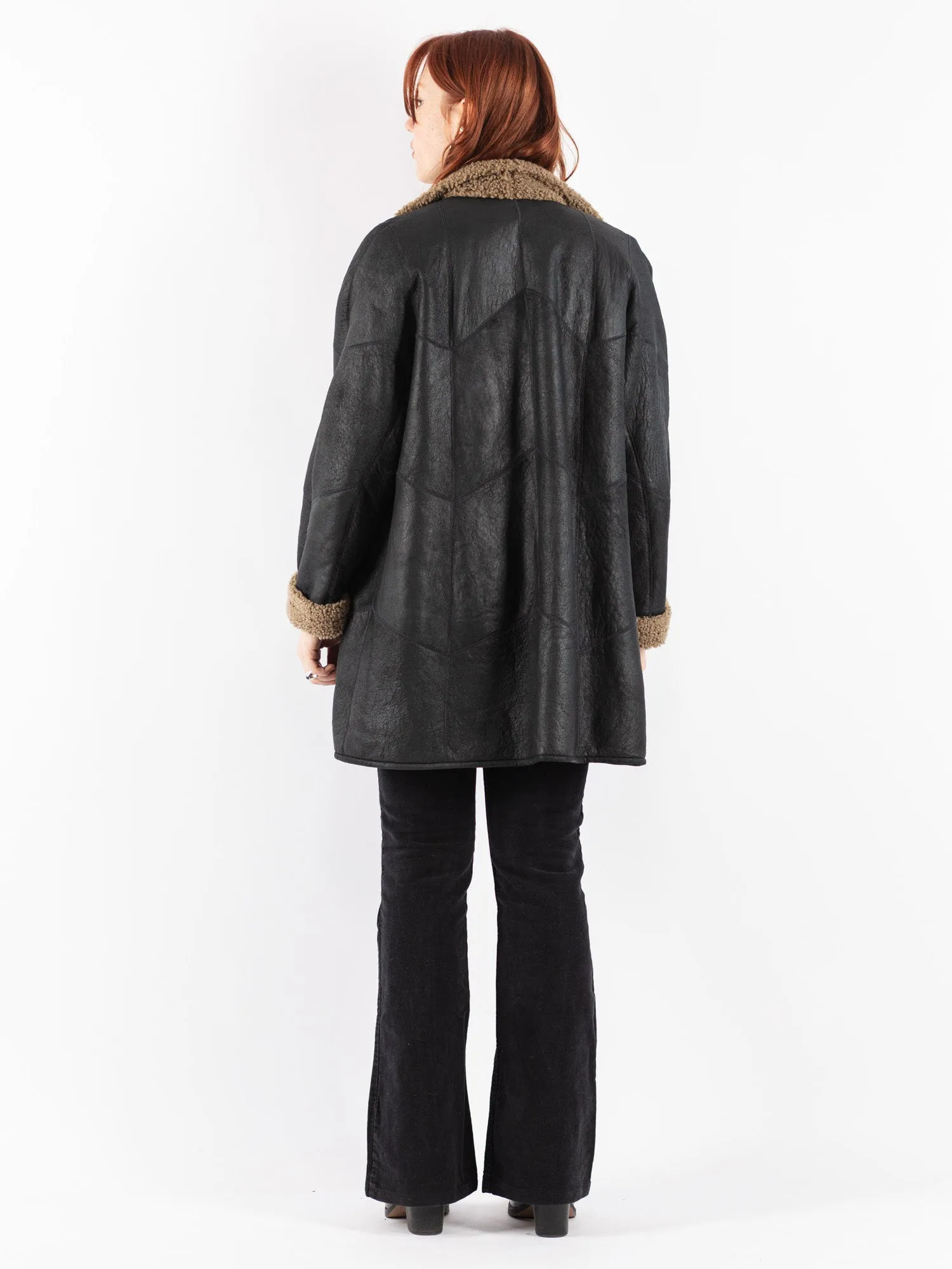 Vintage 80's Women Sheepskin Coat in Black