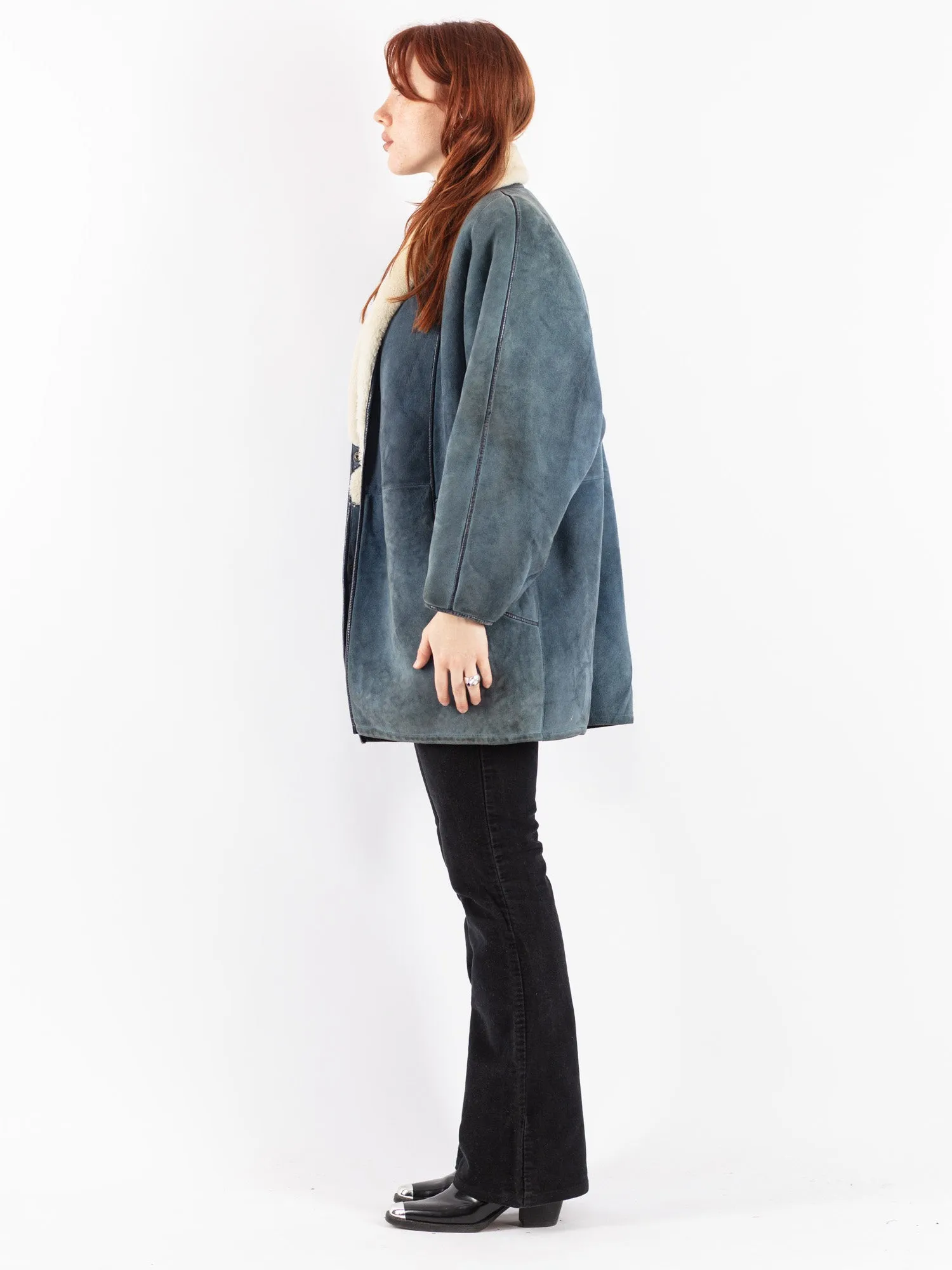 Vintage 80's Women Sheepskin Coat in Blue