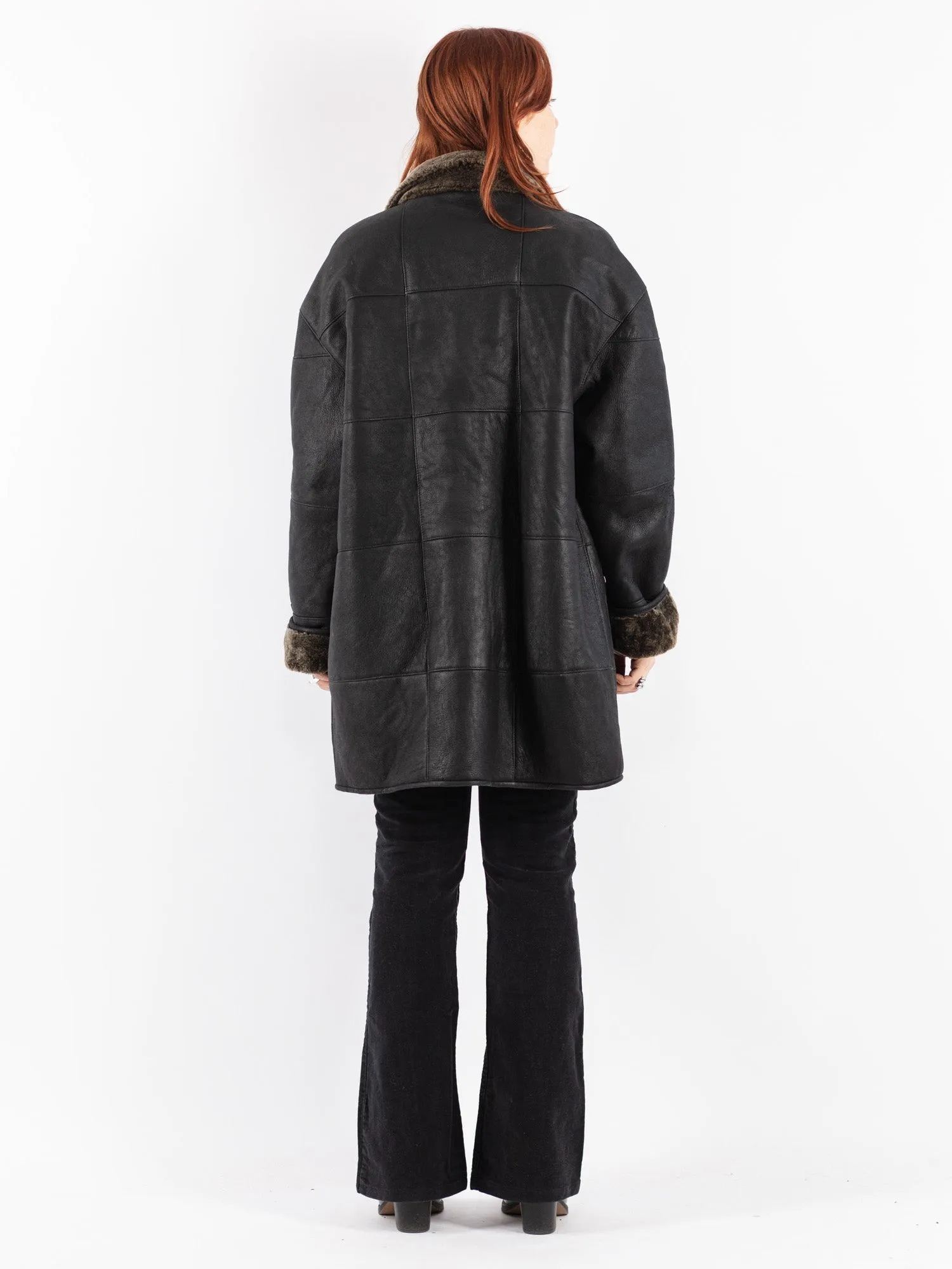 Vintage 90's Women Oversized Sheepskin Coat in Black