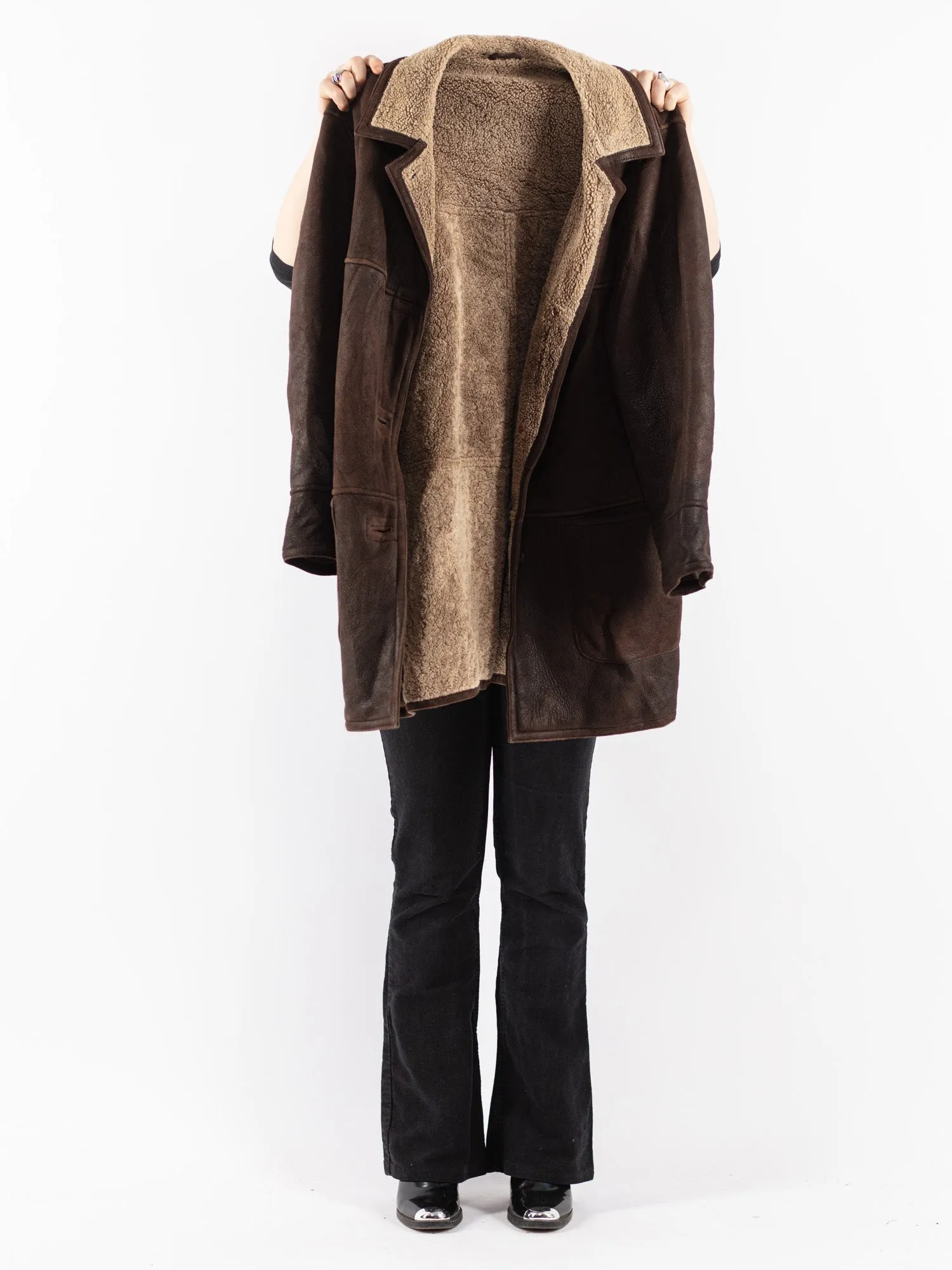 Vintage 90's Women Oversized Sheepskin Coat in Brown