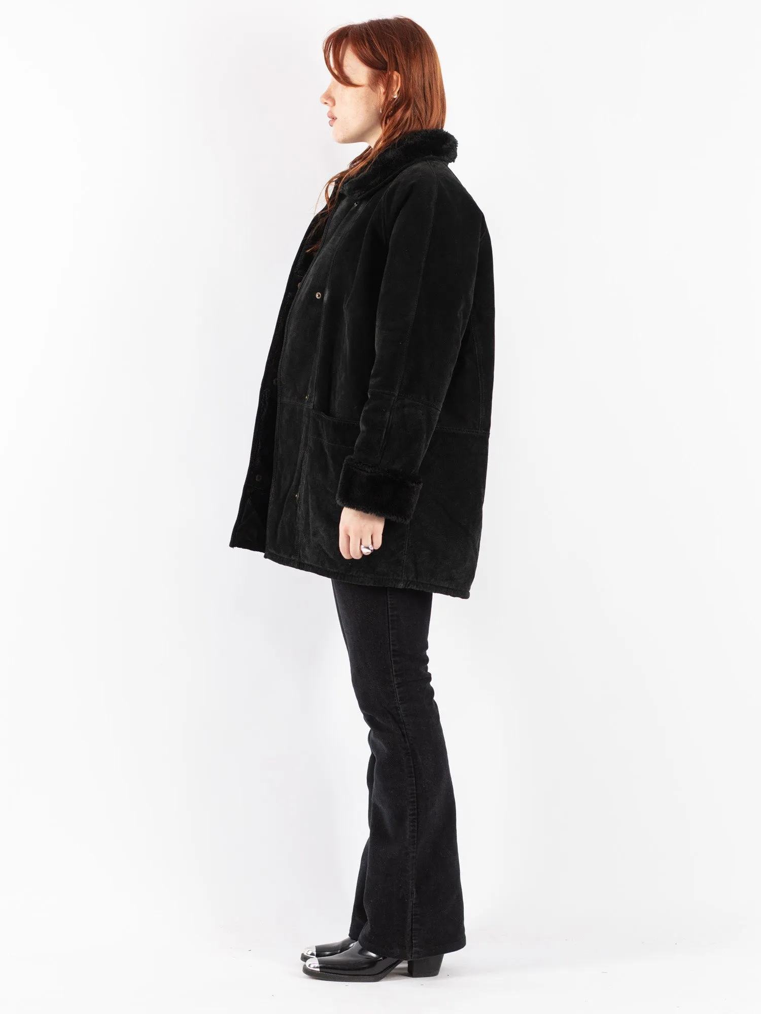 Vintage 90's Women Suede Sherpa Coat in Black